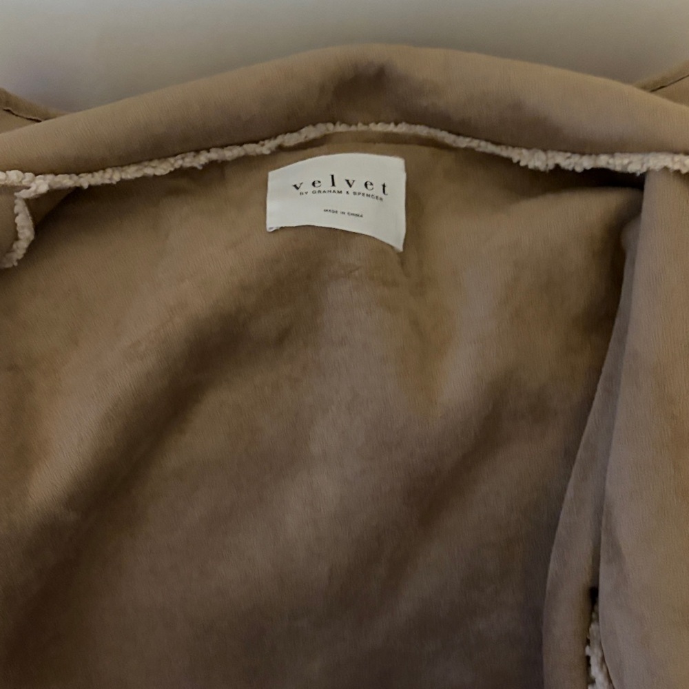 Velvet Cara  Beige reversible Teddy Jacket in sand - Picture 7 of 10